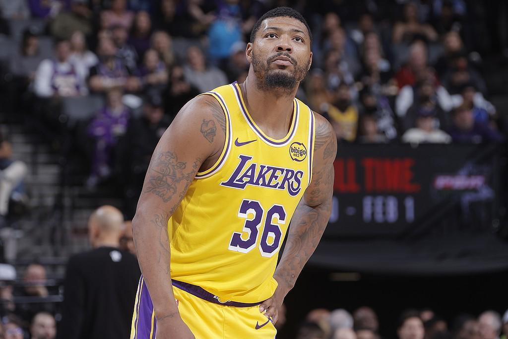 九游官方正版-输在三分球，国王全场三分26投17中，湖人36投仅8中