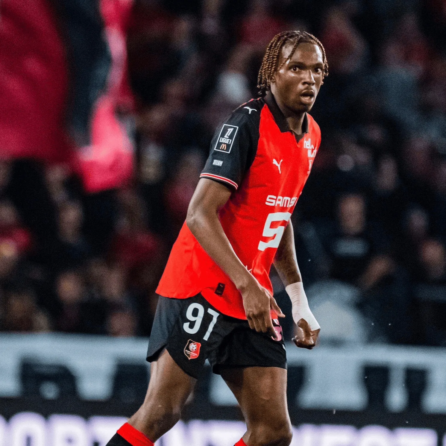 九游官方正版-罗马诺：切尔西希望冬窗引进中卫即战力，雅凯是候选之一