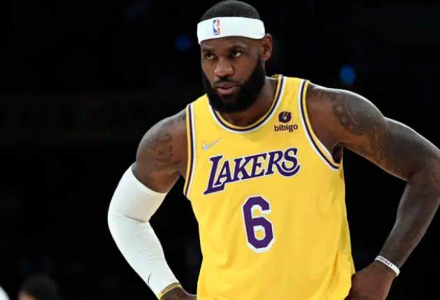 九游官方娱乐-詹姆斯确诊新冠或至少缺席10天 湖人再遭至暗时刻